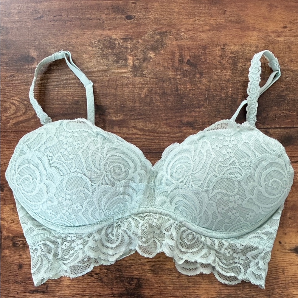 PINK Victoria's Secret Lace Bra in Light Green